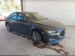 3MZBPAEM1KM100692 2019 MAZDA 3