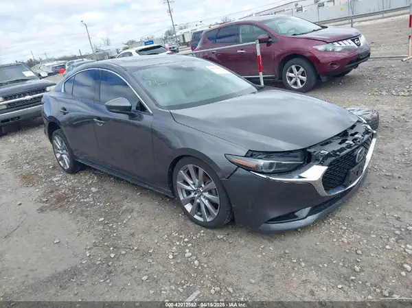 3MZBPAEM1KM104189 2019 MAZDA 3 - Image 1