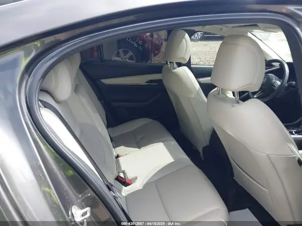3MZBPAEM1KM104189 2019 MAZDA 3 - Image 8