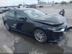 3MZBPAEM1KM104676 2019 MAZDA 3