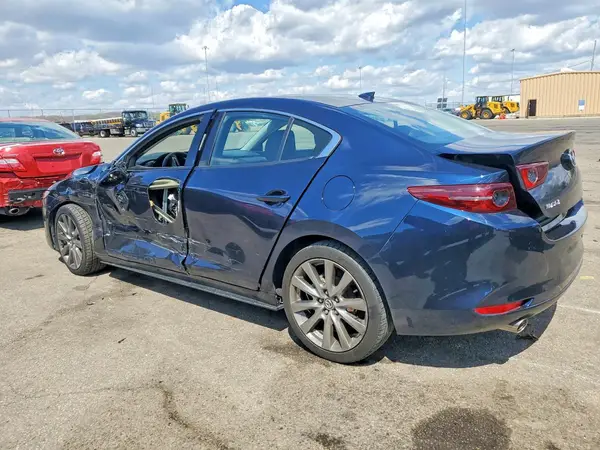 3MZBPAEM3LM134103 2020 MAZDA 3 - Image 2