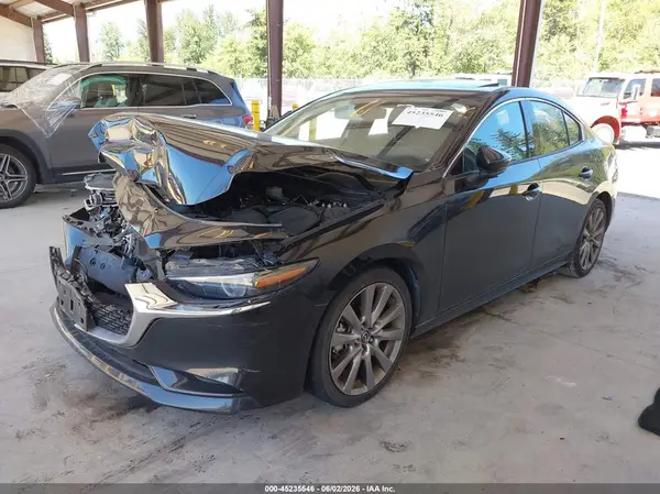 3MZBPAEM5LM133034 2020 MAZDA 3 - Image 2