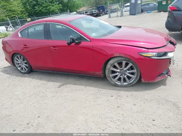 3MZBPAEM6KM103961 2019 MAZDA 3 - Image 1