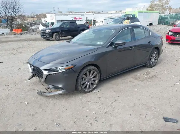 3MZBPAEM7KM100194 2019 MAZDA 3 - Image 2