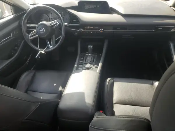 3MZBPAEM7KM102415 2019 MAZDA 3 - Image 8