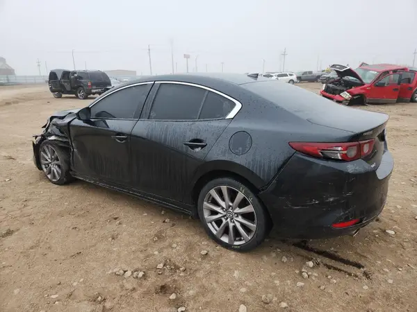 3MZBPAEM8KM102424 2019 MAZDA 3 - Image 2