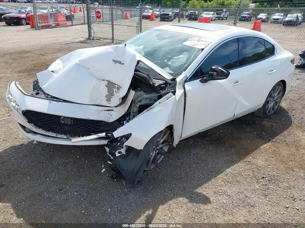 3MZBPAEM8KM103766 2019 MAZDA 3 - Image 2