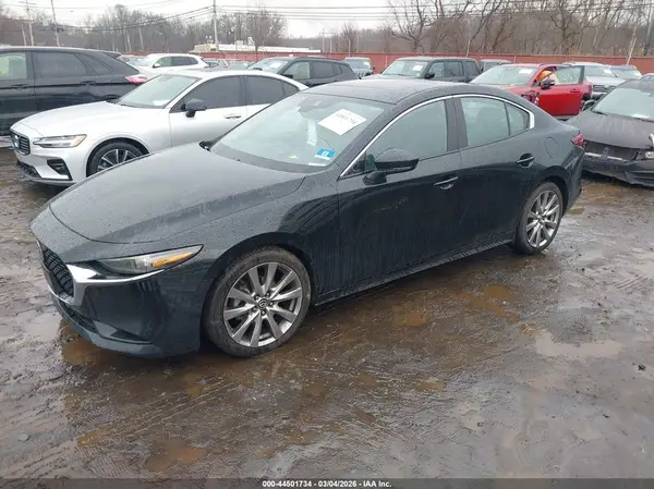 3MZBPAEM9LM126975 2020 MAZDA 3 - Image 2