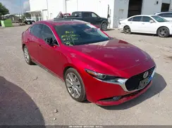 3MZBPAEMXKM102540 2019 MAZDA 3