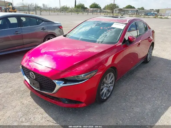 3MZBPAEMXKM102540 2019 MAZDA 3 - Image 2