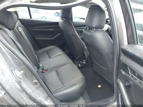 3MZBPAEMXKM103817 2019 MAZDA 3 - Image 8