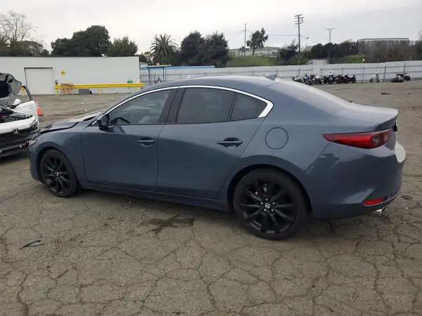 3MZBPBAY8NM309933 2022 MAZDA 3 - Image 2