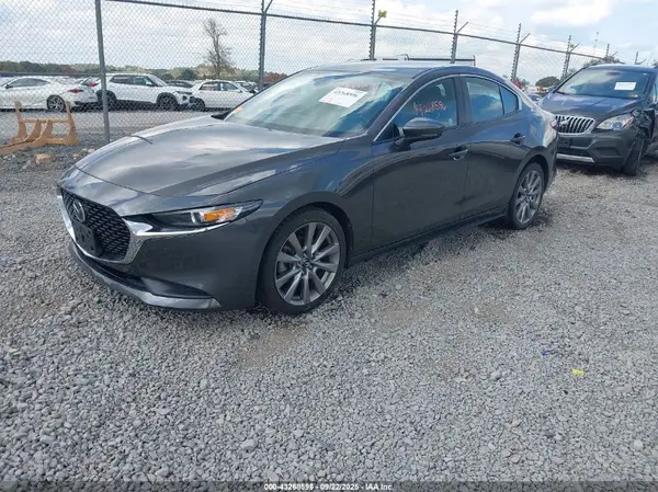 3MZBPBBM0MM205107 2021 MAZDA 3 - Image 2