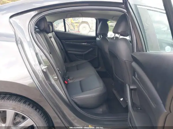 3MZBPBBM0MM205107 2021 MAZDA 3 - Image 8
