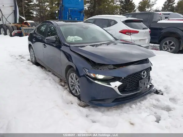 3MZBPBCL1NM319074 2022 MAZDA 3 - Image 1