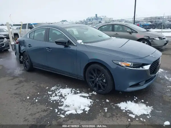3MZBPBCM0PM359125 2023 MAZDA 3 - Image 1