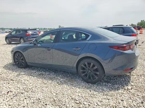 3MZBPBCM0SM460657 2025 MAZDA 3 - Image 2