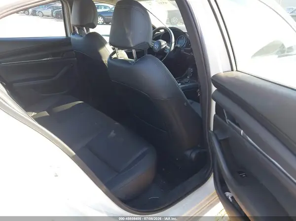 3MZBPBCM1LM126302 2020 MAZDA 3 - Image 8