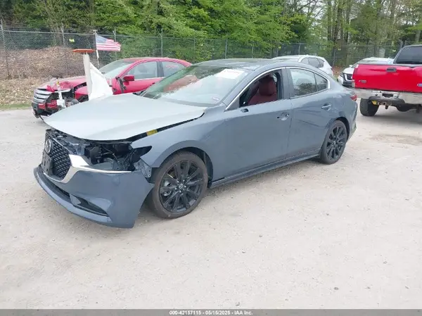 3MZBPBCM1RM400557 2024 MAZDA 3 - Image 2