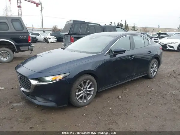 3MZBPBCM2LM136434 2020 MAZDA 3 - Image 2