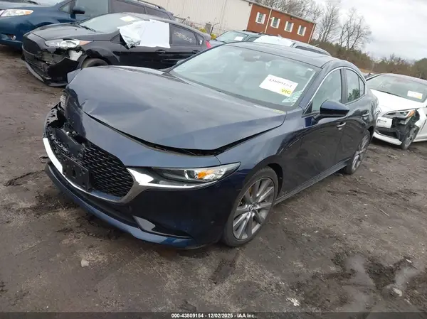 3MZBPBCM2MM207942 2021 MAZDA 3 - Image 2