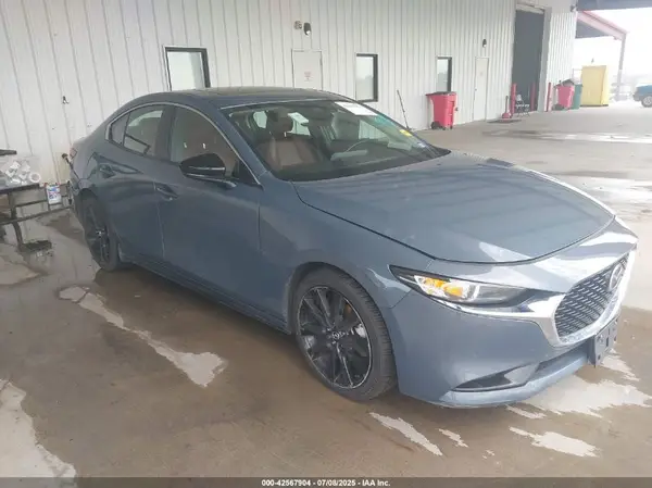 3MZBPBCM2PM360213 2023 MAZDA 3 - Image 1