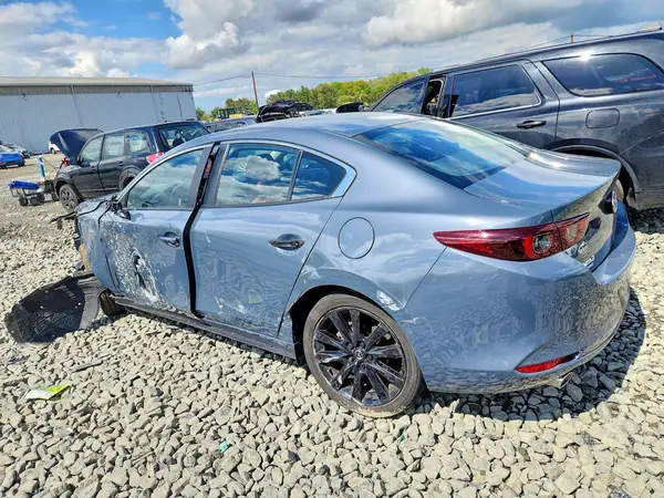 3MZBPBCM3RM418476 2024 MAZDA 3 - Image 2