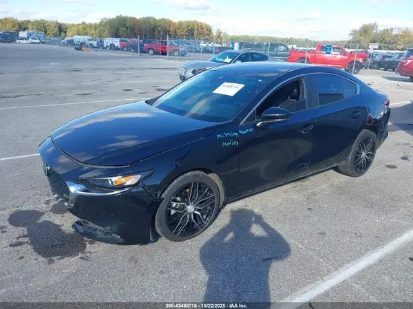 3MZBPBCM6LM133519 2020 MAZDA 3 - Image 2