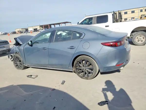 3MZBPBCM6RM410503 2024 MAZDA 3 - Image 2