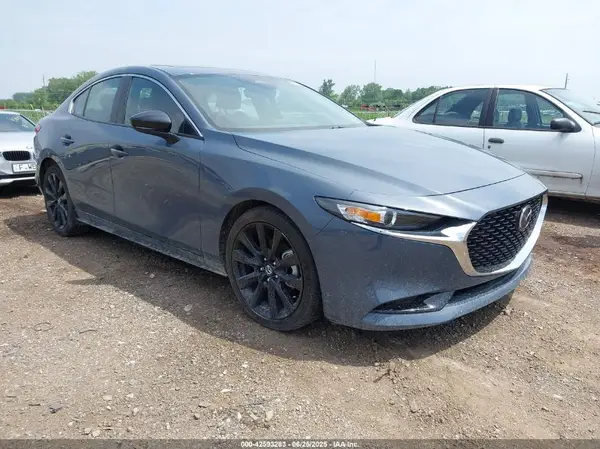 3MZBPBCM6SM466706 2025 MAZDA 3 - Image 1
