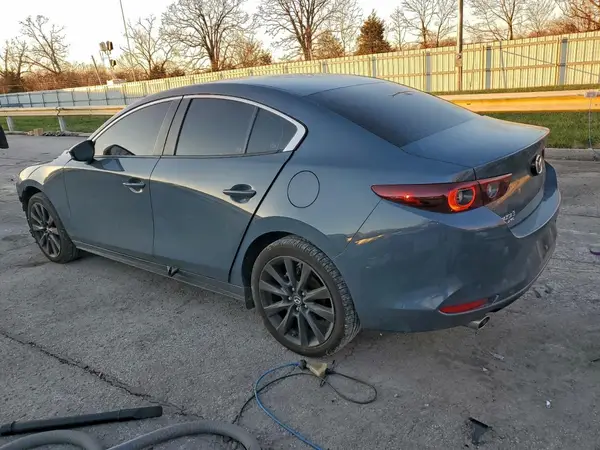 3MZBPBCM6SM471050 2025 MAZDA 3 - Image 2
