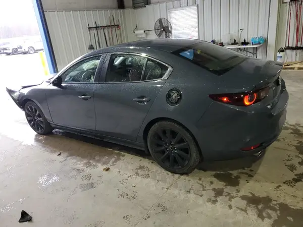 3MZBPBCM7RM411465 2024 MAZDA 3 - Image 2