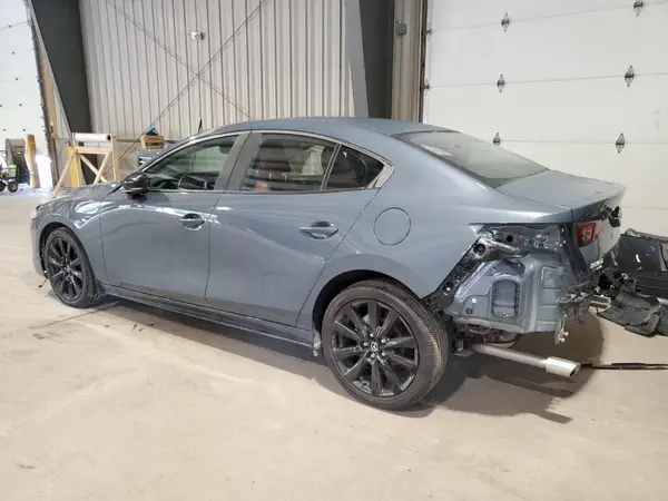 3MZBPBCM7SM468836 2025 MAZDA 3 - Image 2