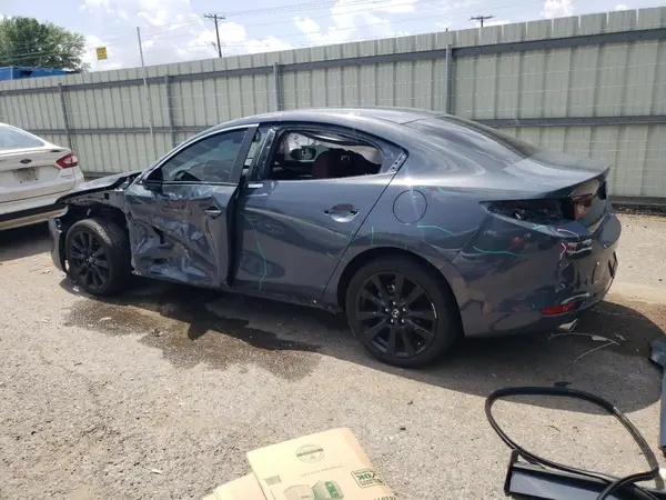 3MZBPBCM8RM407957 2024 MAZDA 3 - Image 2