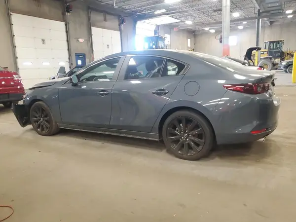 3MZBPBCM8RM413399 2024 MAZDA 3 - Image 2