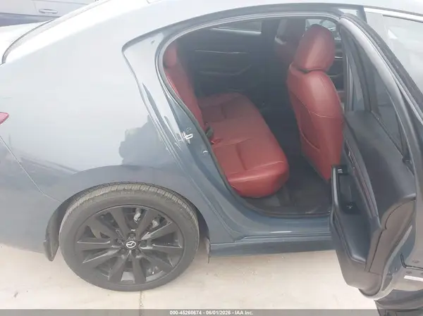 3MZBPBCM8SM452726 2025 MAZDA 3 - Image 8