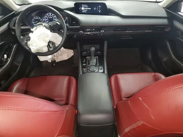 3MZBPBCM8SM457778 2025 MAZDA 3 - Image 8