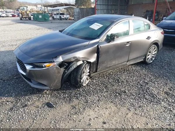 3MZBPBCM9LM130632 2020 MAZDA 3 - Image 2