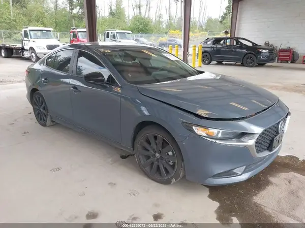 3MZBPBCM9PM365909 2023 MAZDA 3 - Image 1