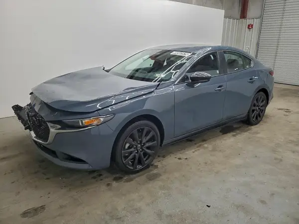 3MZBPBCM9SM466151 2025 MAZDA 3 - Image 1