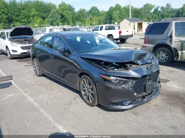 3MZBPBDL5NM315205 2022 MAZDA 3 - Image 1
