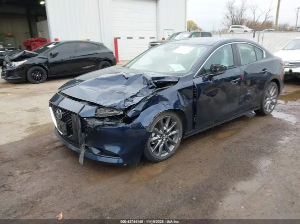 3MZBPBDM1LM132549 2020 MAZDA 3 - Image 2
