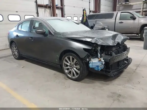 3MZBPBDM1PM376191 2023 MAZDA 3 - Image 1
