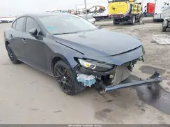 3MZBPBDM3LM132570 2020 MAZDA 3