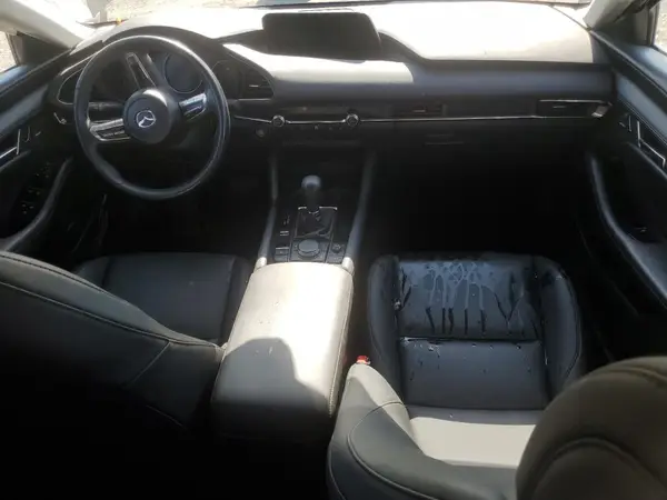 3MZBPBDM5LM138158 2020 MAZDA 3 - Image 8