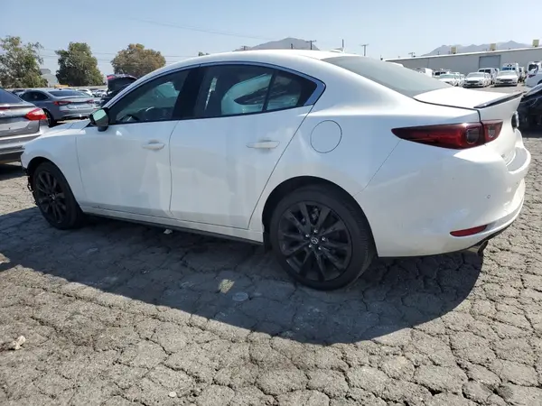 3MZBPBEY5RM434761 2024 MAZDA 3 - Image 2