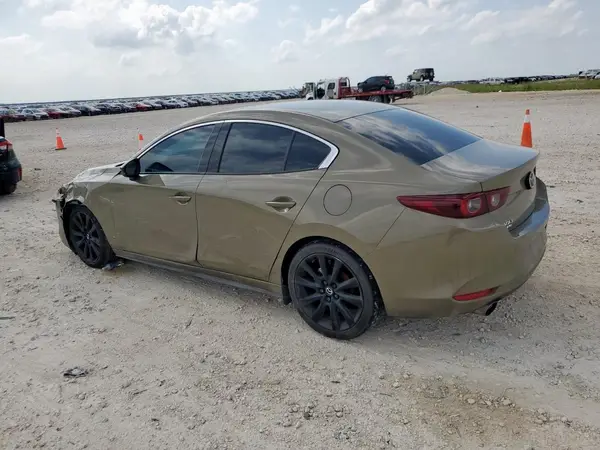 3MZBPBXYXRM409075 2024 MAZDA 3 - Image 2
