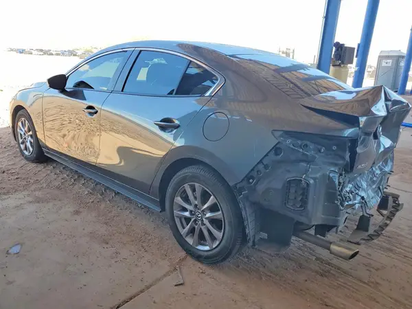 3MZBPCBL4NM304351 2022 MAZDA 3 - Image 2