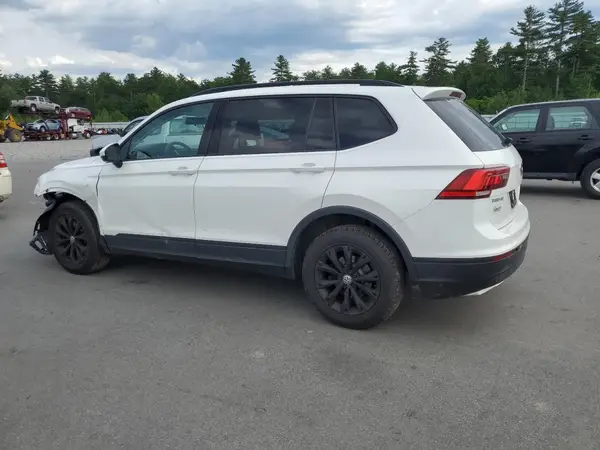 3VV0B7AX0JM017086 2018 VOLKSWAGEN TIGUAN - Image 2