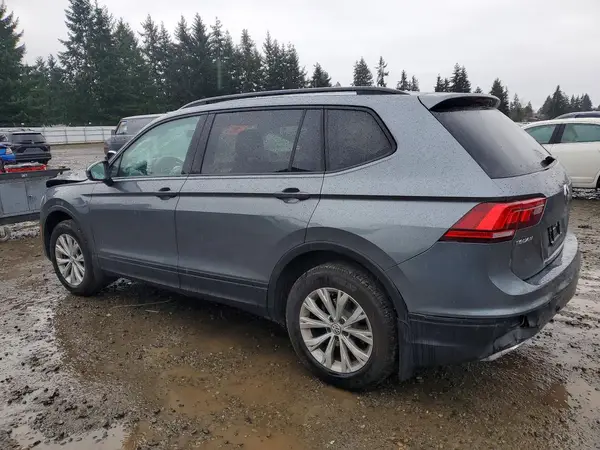 3VV0B7AX0JM097151 2018 VOLKSWAGEN TIGUAN - Image 2